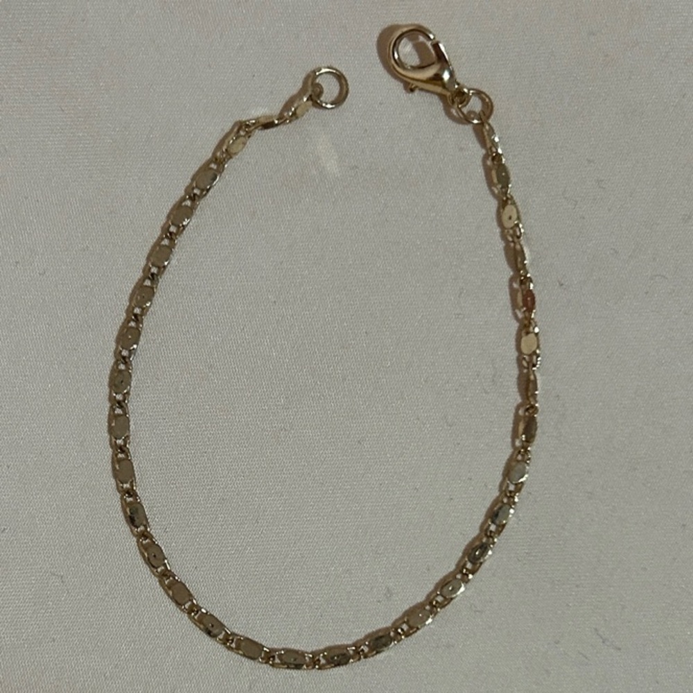 Source Unknown Delicate Gold Bracelet Chain